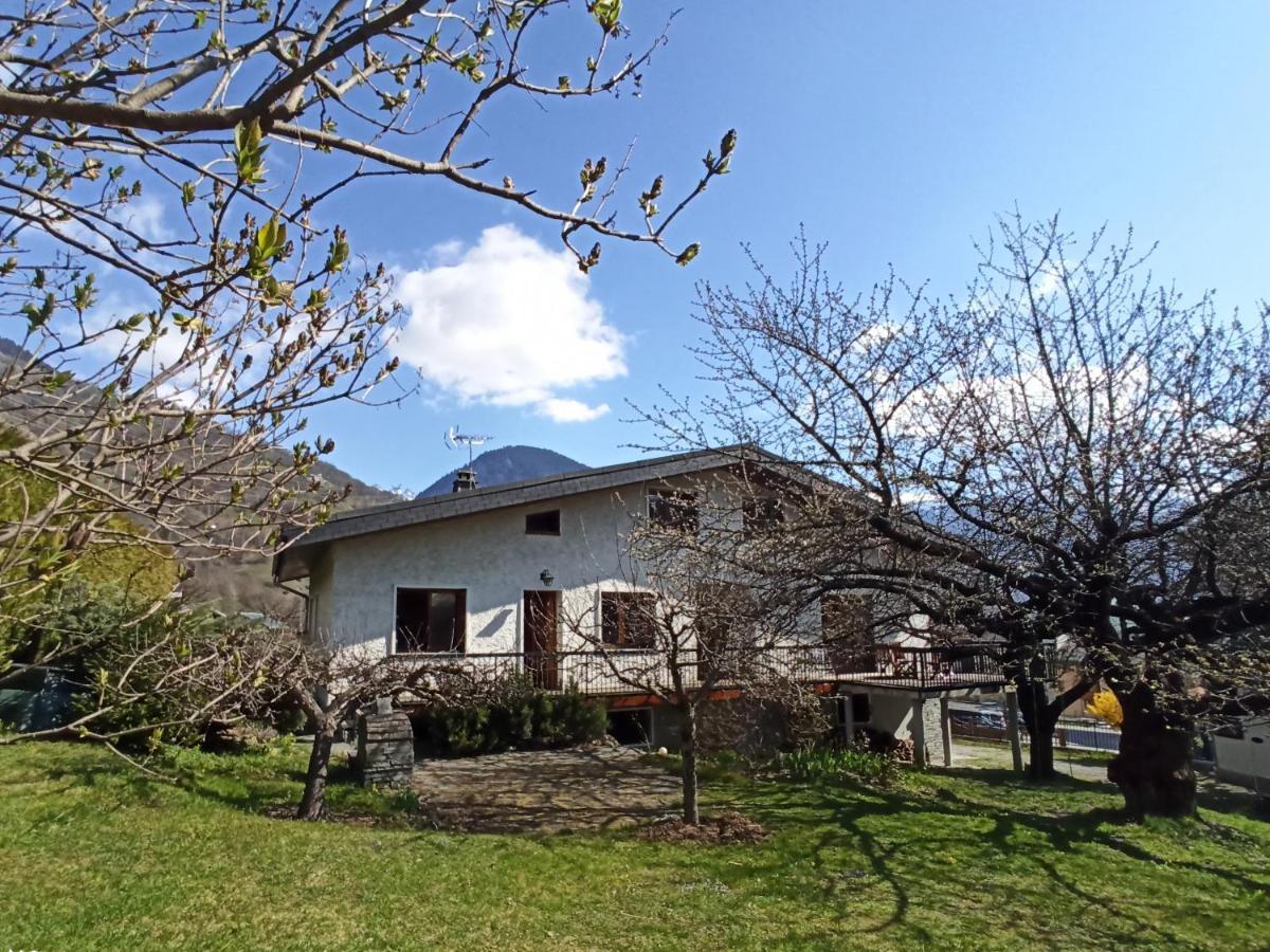 Chalet Avec Jardin Bourg-Saint-Maurice Exterior photo